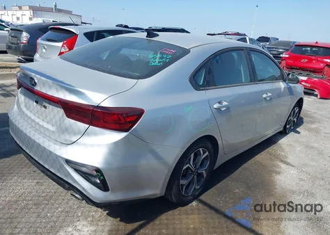 2019 Kia Forte Lxs z USA, uszkodzony, nr VIN 3KPF24AD0KE066653
